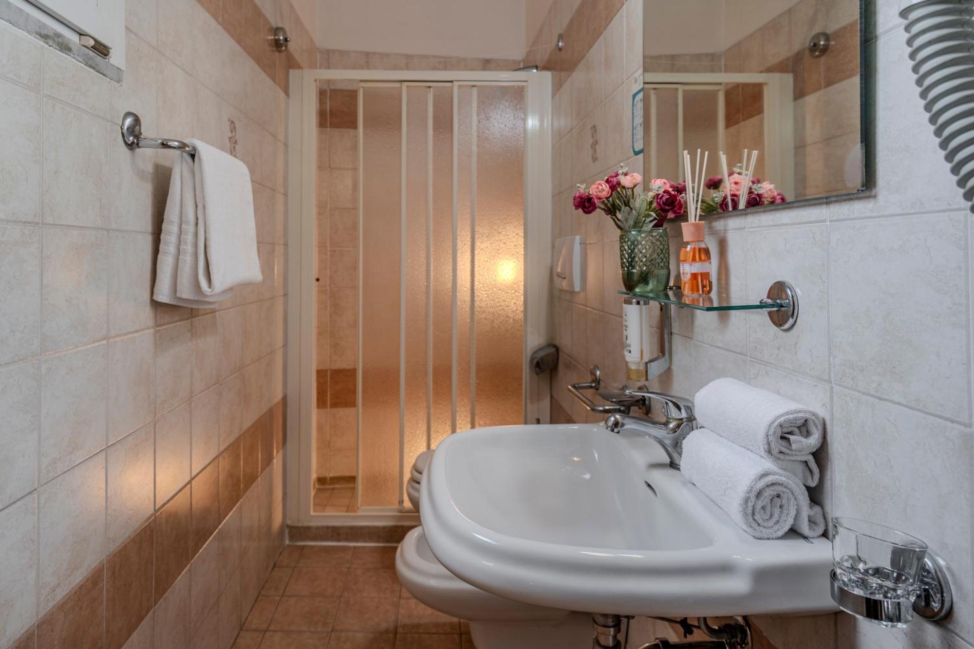 Hotel King Rimini Ngoại thất bức ảnh