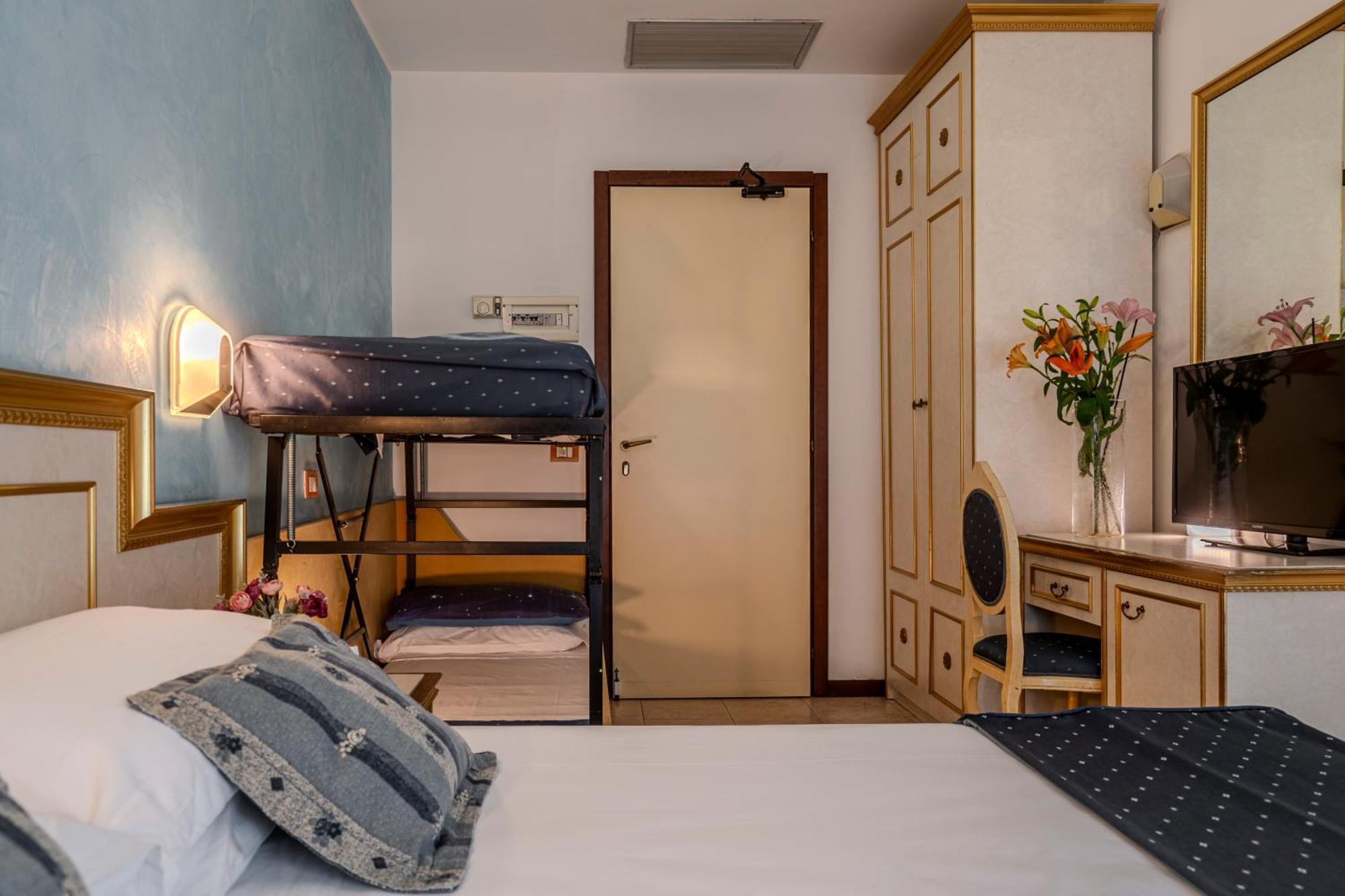 Hotel King Rimini Ngoại thất bức ảnh