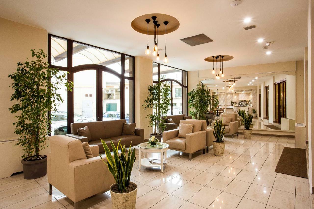 Hotel King Rimini Ngoại thất bức ảnh